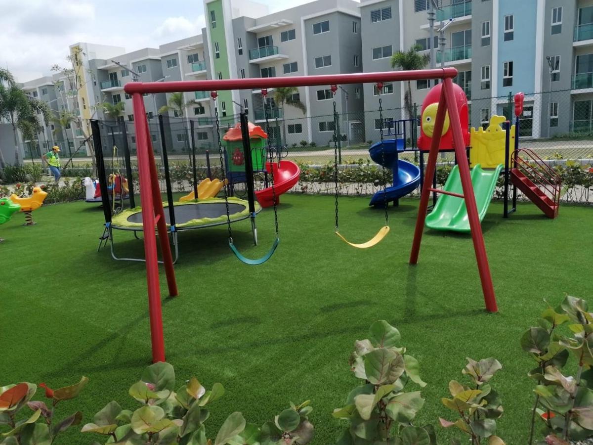 Your Space Piscina, Parque Infantil, 3 Habitaciones , Res Breezes Santiago 圣地亚哥洛斯卡巴 外观 照片