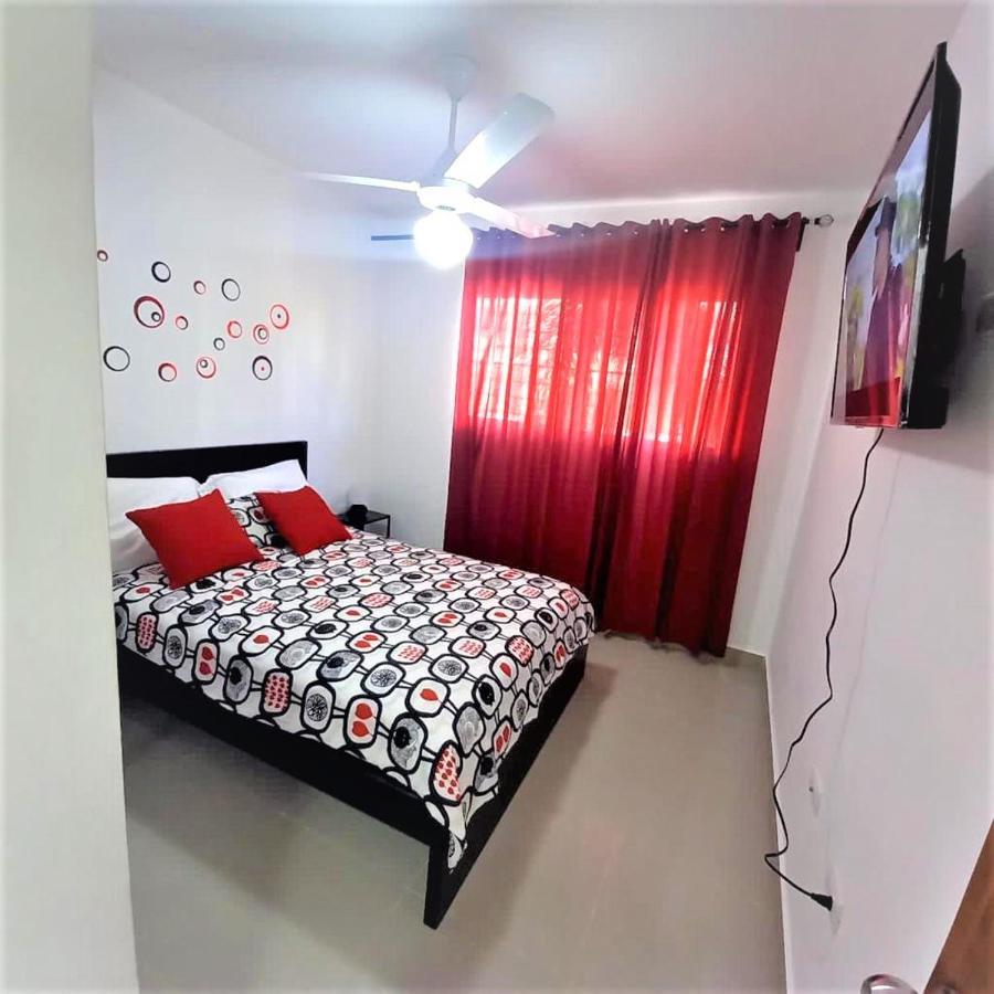 Your Space Piscina, Parque Infantil, 3 Habitaciones , Res Breezes Santiago 圣地亚哥洛斯卡巴 外观 照片